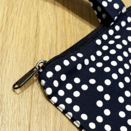 your-bag-your-way-simple-zipper-closure